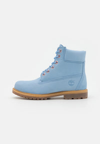 azzurro chiaro